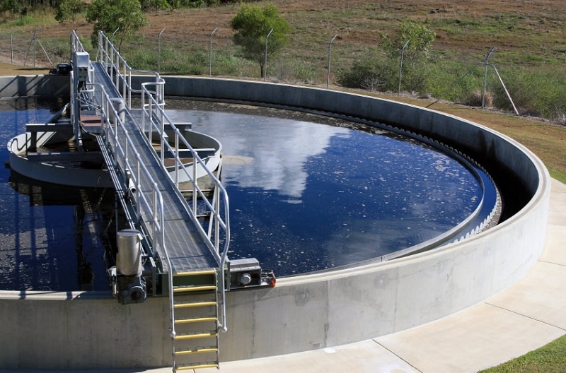 Bể lắng sinh học trong xử lý nước thải và cách tăng hiệu suất của bể