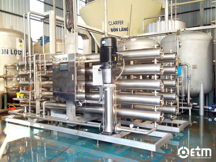 Hệ thống RO xử lý nước cấp sản xuất nước ngọt