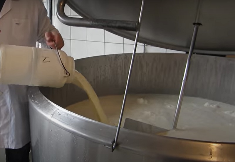 xử lý nước thải nhà máy sữa